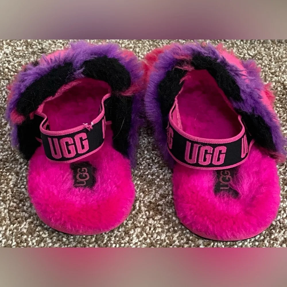 UGG BABY FLUFF  SLIDE SLIPPER SANDAL SIZE 2/3 INFANT SHADE HOT PINK